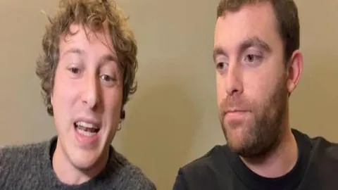 拜仁欲续签诺伊尔，排除提前调回努贝尔可能性。